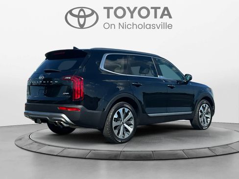 Used 2020 Kia Telluride S AWD/4WD image 5