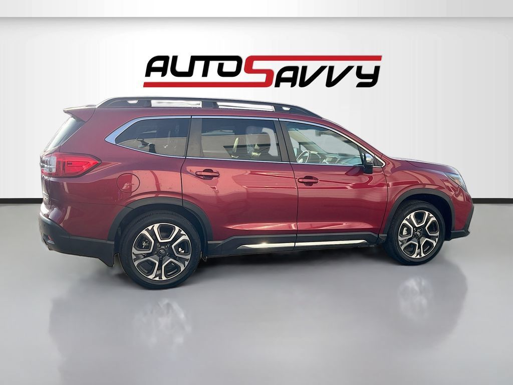 Used 2023 Subaru Ascent Limited w/ Technology Package AWD/4WD image 8