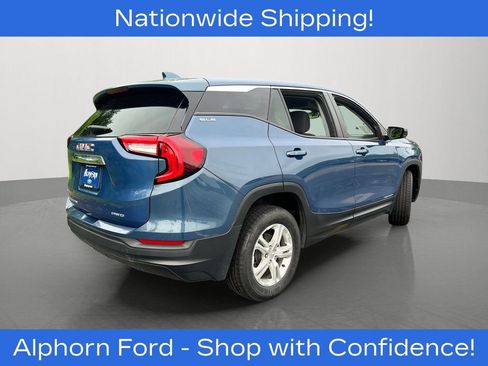 Used 2024 GMC Terrain SLE AWD/4WD image 3