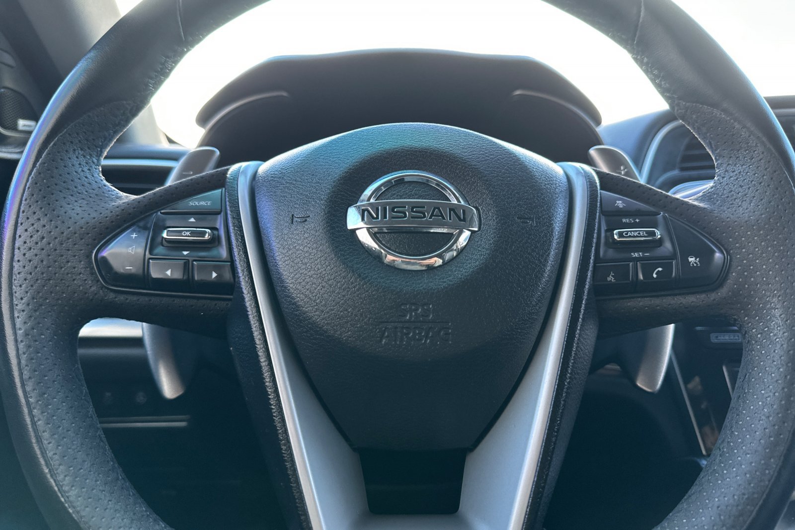 Used 2018 Nissan Maxima SR w/ Interior Lighting Package FWD image 34