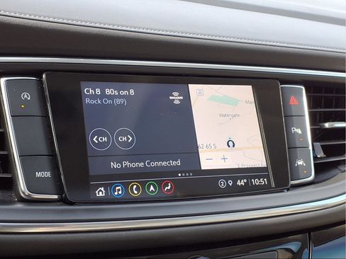 Used 2024 Buick Enclave Avenir w/ Avenir Technology Package image 6