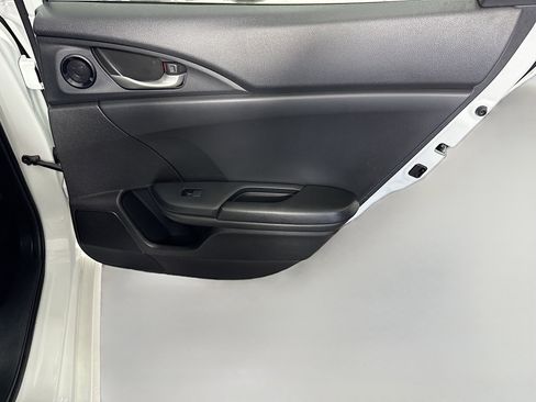 Used 2018 Honda Civic EX image 28