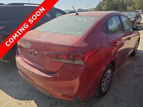 Used 2021 Hyundai Accent SE image 3