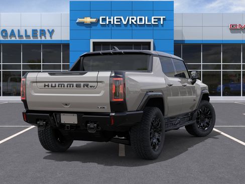 New 2026 GMC Hummer EV 4x4 Crew Cab image 4