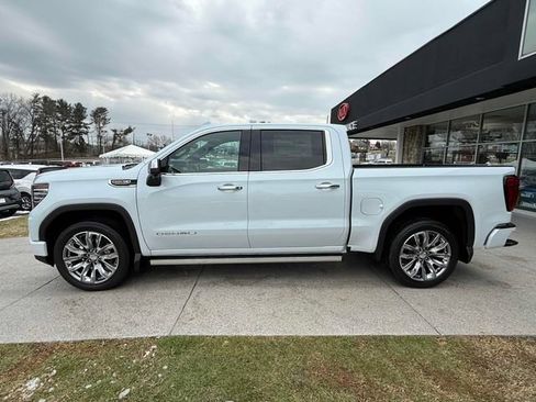 New 2026 GMC Sierra 1500 Denali AWD/4WD image 17