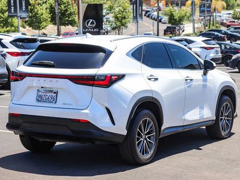 Certified 2025 Lexus NX 250 FWD image 6