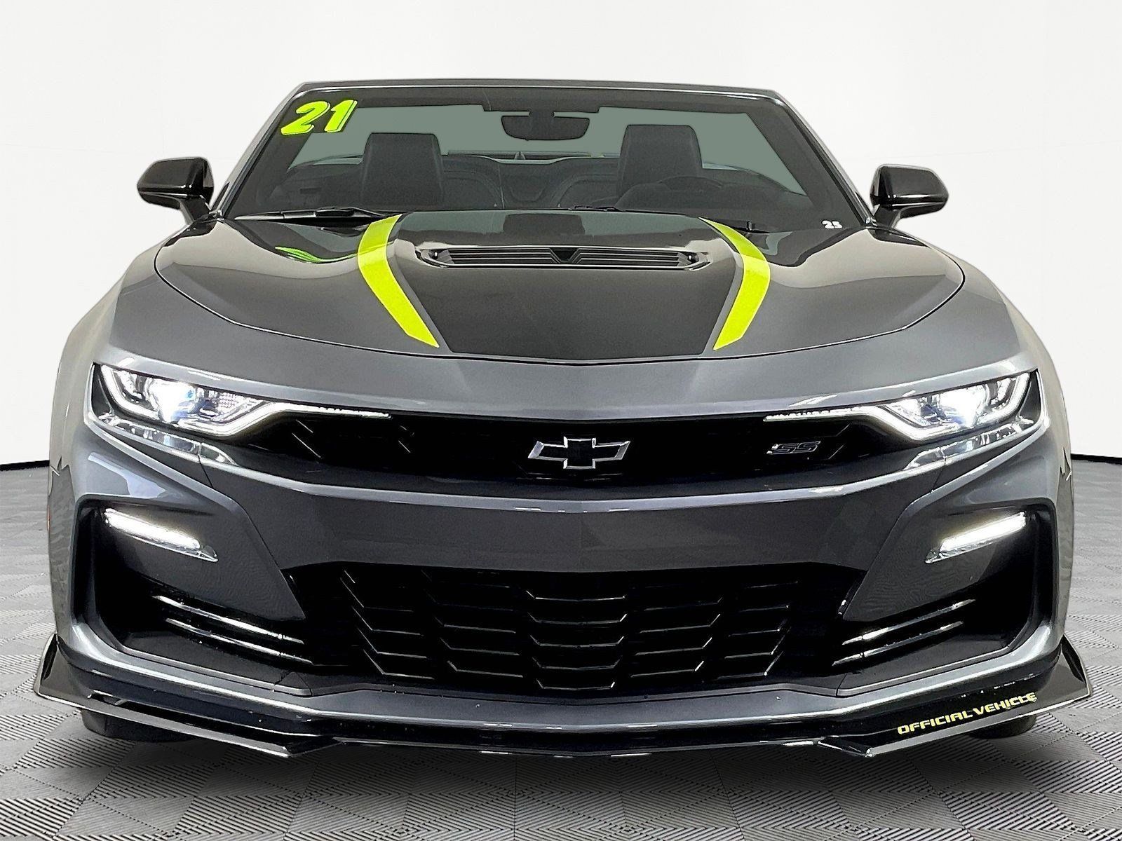 Used 2021 Chevrolet Camaro SS RWD image 2