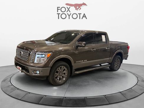 Used 2019 Nissan Titan Platinum Reserve w/ Platinum Utility Package image 1
