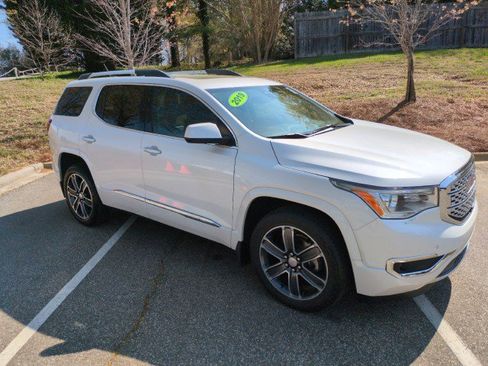 Used 2019 GMC Acadia Denali w/ Technology Package image 1