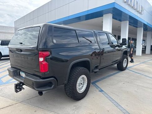 Used 2021 Chevrolet Silverado 2500 LTZ w/ Carhartt Edition AWD/4WD image 4