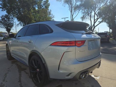 Used 2020 Jaguar F-PACE SVR image 5