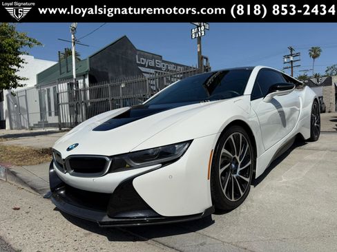 Used 2016 BMW i8 image 3