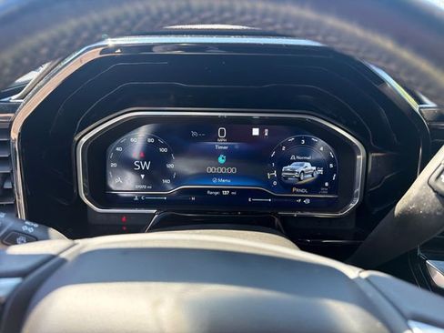Certified 2022 Chevrolet Silverado 1500 LT AWD/4WD image 17