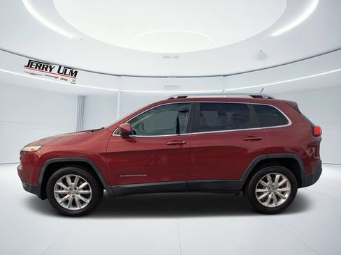 Used 2015 Jeep Cherokee Limited AWD/4WD image 6