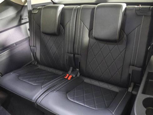 Used 2026 Volkswagen Atlas SEL Premium R-Line AWD/4WD image 39