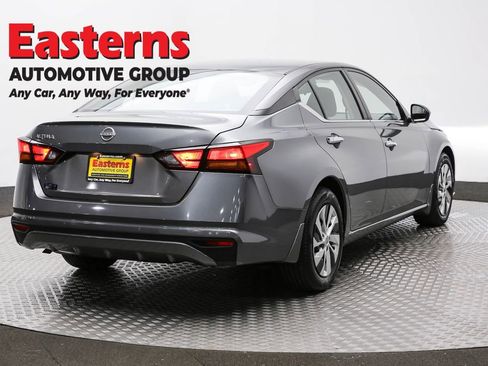 Used 2023 Nissan Altima 2.5 S image 5