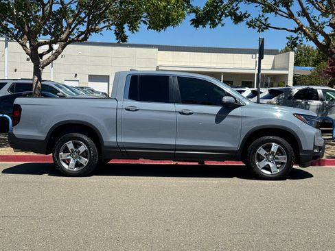 Used 2025 Honda Ridgeline RTL image 7
