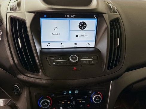 Used 2019 Ford Escape SEL image 18