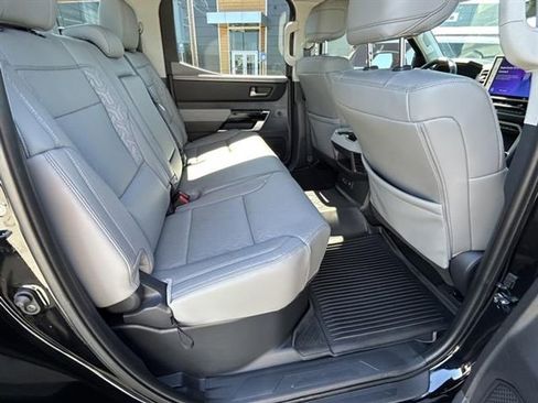 Used 2023 Toyota Tundra Limited image 26