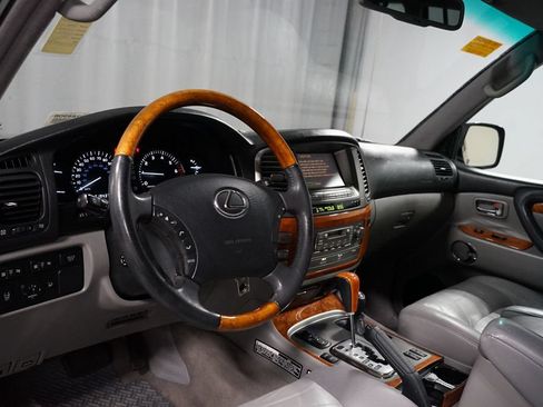 Used 2006 Lexus LX 470 4WD image 7