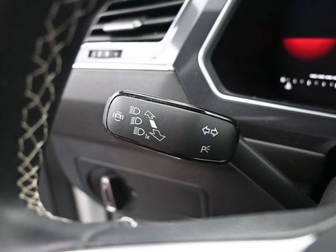 Used 2023 Volkswagen Tiguan SE R-Line AWD/4WD image 22