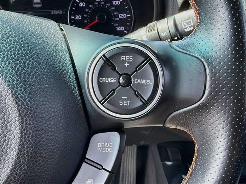 Used 2018 Kia Soul ! w/ Tech Package FWD image 13