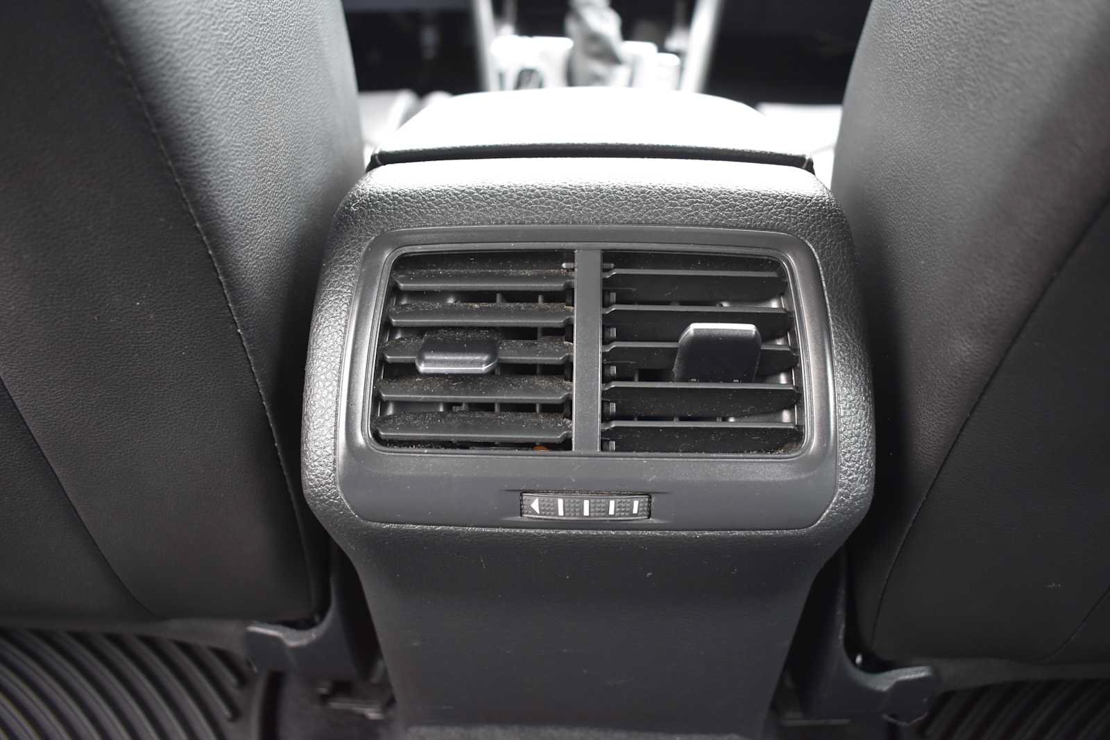 Used 2015 Volkswagen Golf TDI SEL FWD image 15