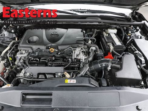 Used 2019 Toyota Camry SE image 7