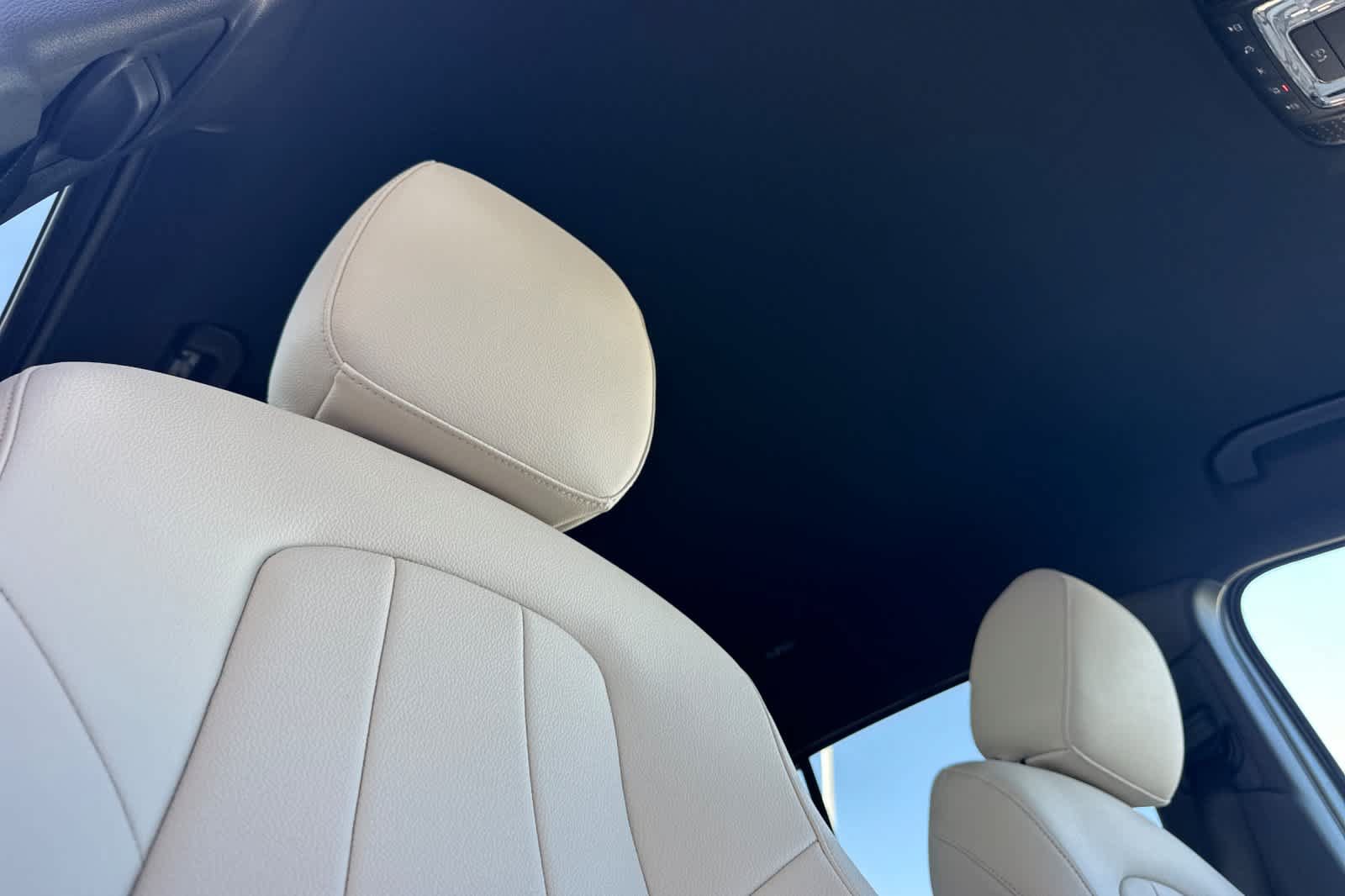 New 2026 Mercedes-Benz GLA 250 4MATIC image 16