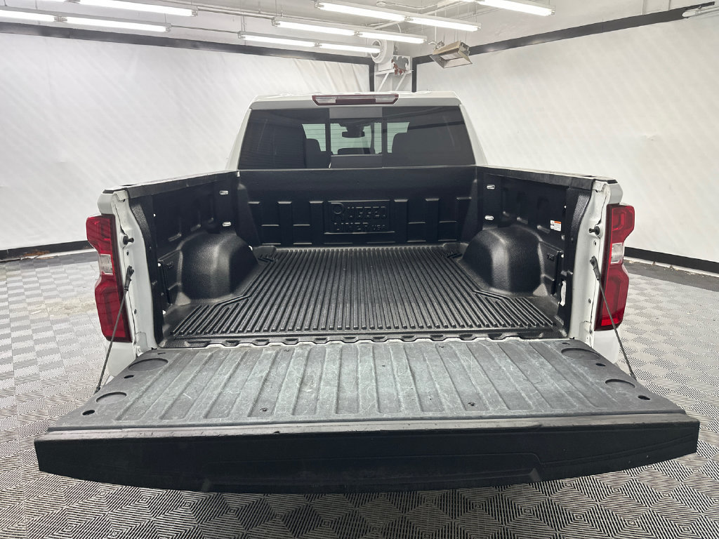 Used 2024 Chevrolet Silverado 1500 LT Trail Boss w/ Convenience Package II AWD/4WD image 16