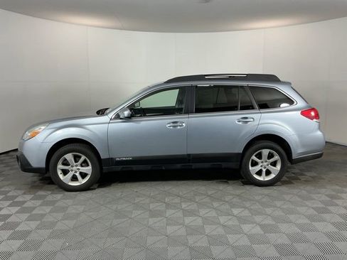 Used 2013 Subaru Outback 2.5i Premium AWD/4WD image 8