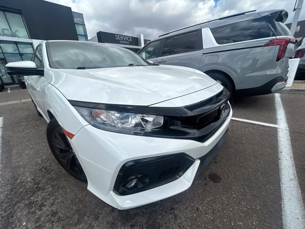 Used 2019 Honda Civic EX image 2