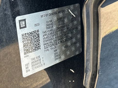 Used 2019 GMC Canyon SLE w/ Elevation Edition image 23