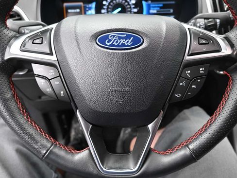 Certified 2024 Ford Edge ST-Line AWD/4WD image 32