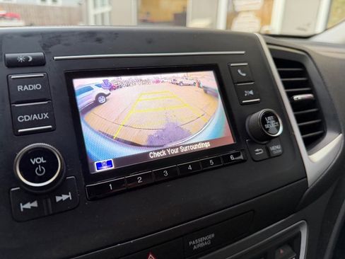 Used 2017 Honda Ridgeline RTS image 9