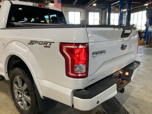 Used 2017 Ford F150 XLT w/ Equipment Group 302A Luxury AWD/4WD image 25