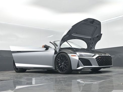 Used 2021 Audi R8 V10 performance image 67