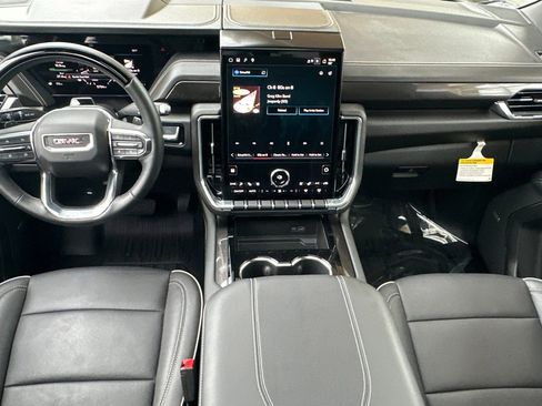 Certified 2025 GMC Yukon Elevation w/ Elevation Premium Package image 14