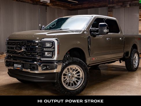 Used 2026 Ford F250 King Ranch w/ Chrome Package image 5