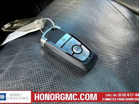 Used 2019 Lincoln MKC Reserve w/ MKC Technology Package FWD image 33