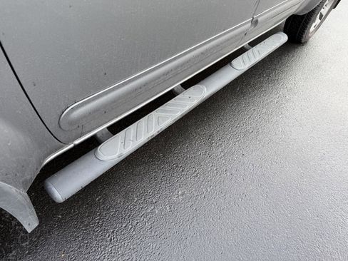 Used 2016 Nissan Frontier SL image 15