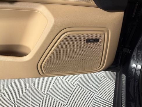 Certified 2026 Porsche Macan AWD/4WD image 21