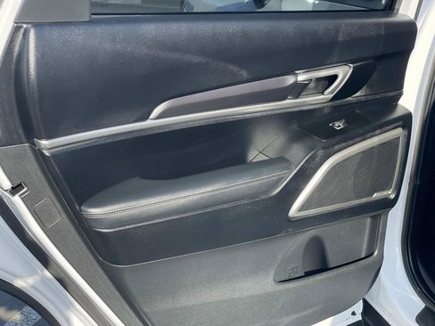 Used 2023 Kia Telluride S w/ S Sunroof Package image 24