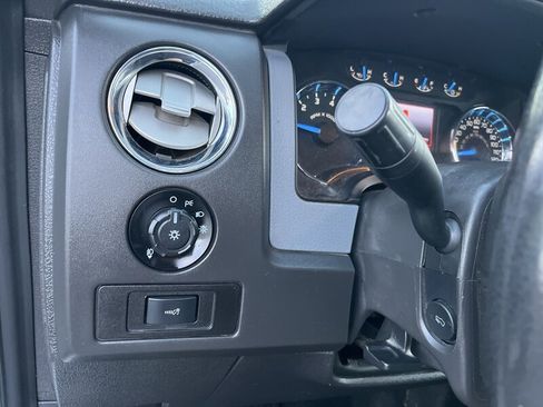 Used 2013 Ford F150 XLT w/ Luxury Equipment Group image 46