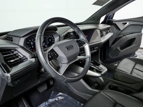 Used 2023 Audi Q4 e-tron Premium w/ Convenience Package AWD/4WD image 4