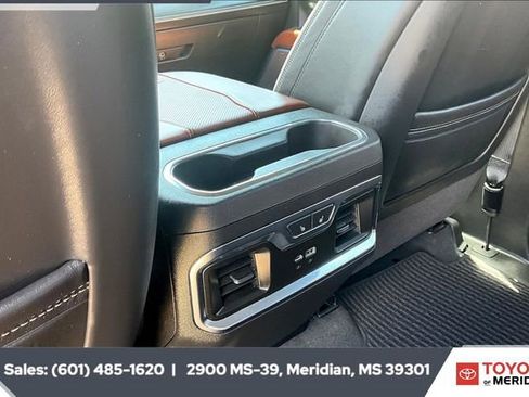 Used 2025 GMC Sierra 2500 Denali Ultimate image 24