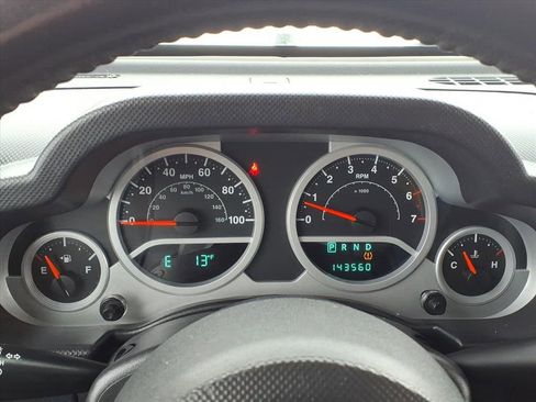 Used 2010 Jeep Wrangler Unlimited Sport image 20