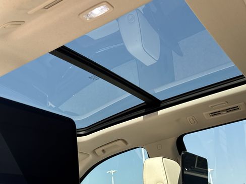 Used 2023 GMC Yukon Denali image 19