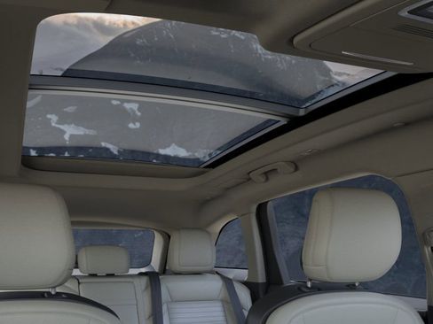 New 2026 Lincoln Nautilus Reserve image 22