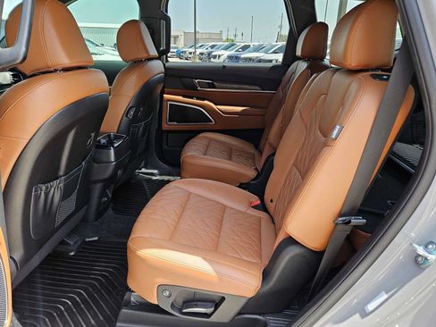 Used 2025 Kia Telluride EX X-Line AWD/4WD image 18